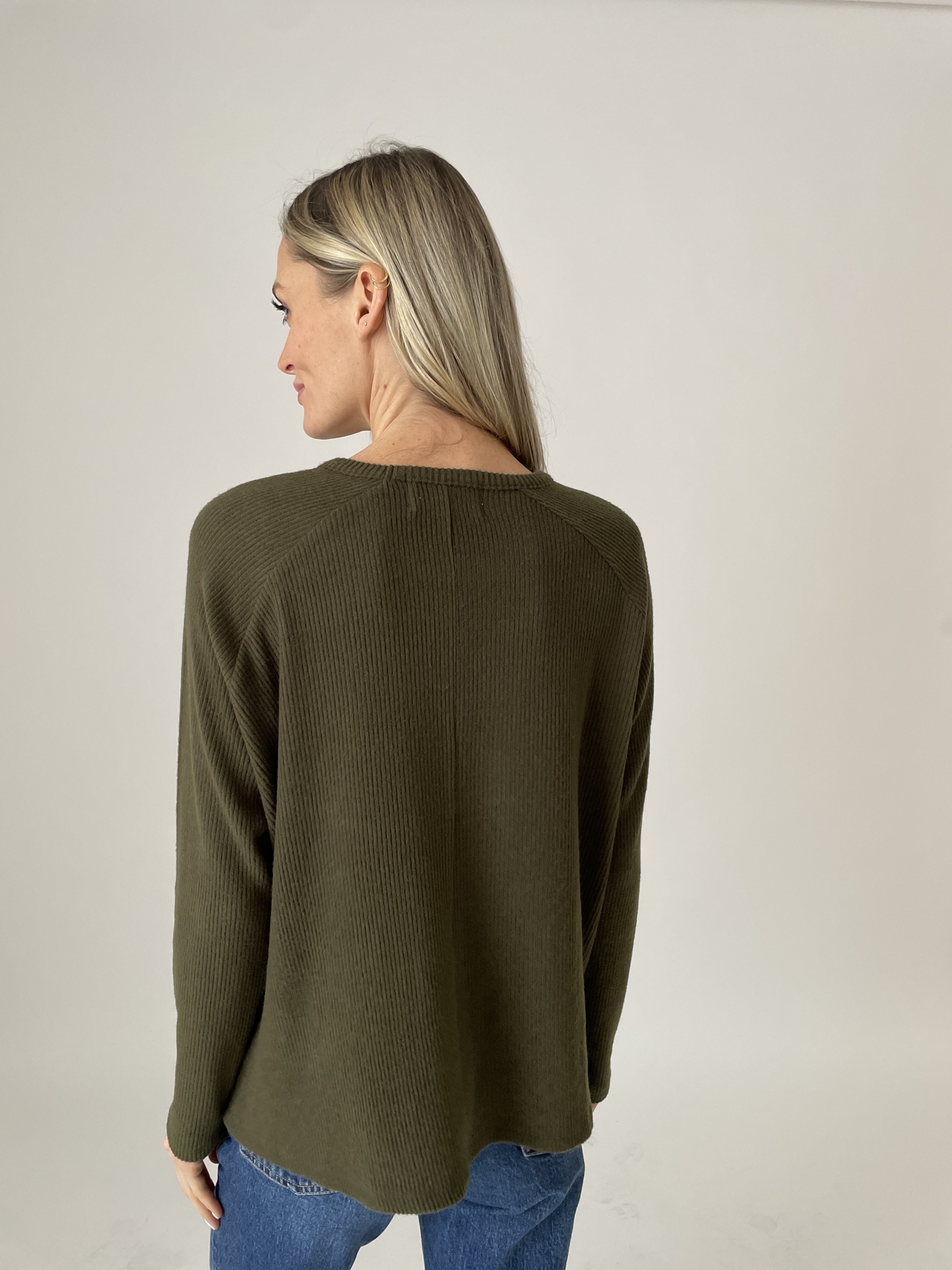 lazy sunday top [army green]