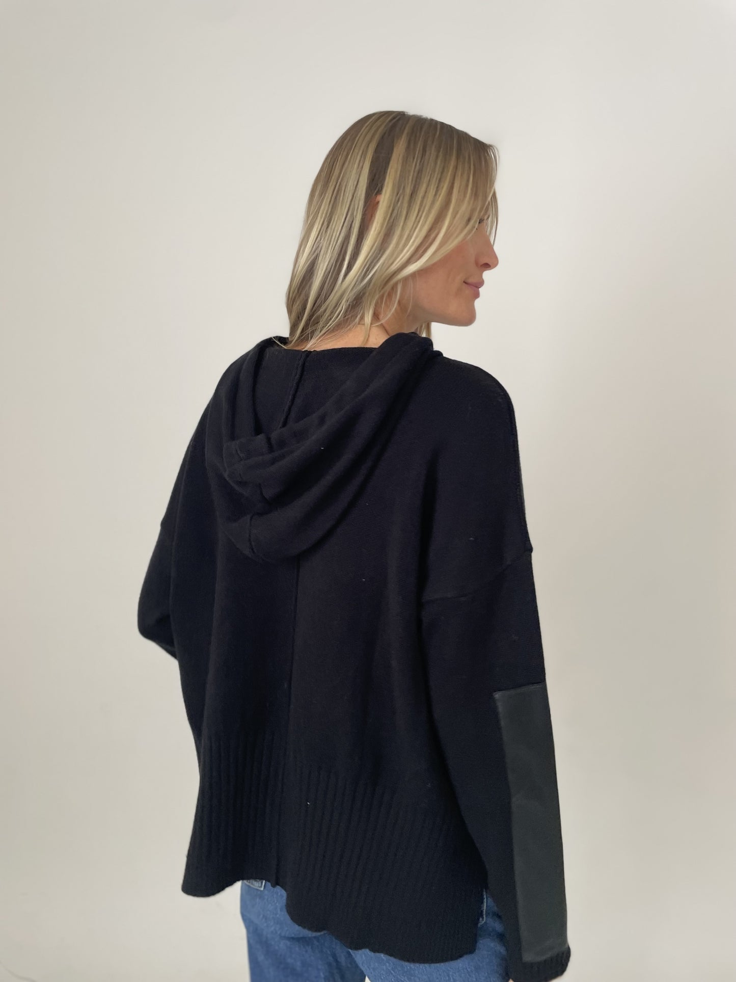 rebecca hoodie [black]