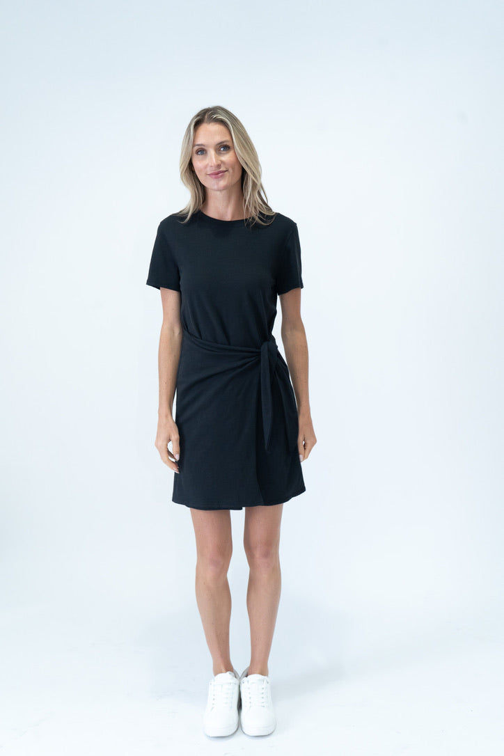 everyday essential dress [black]
