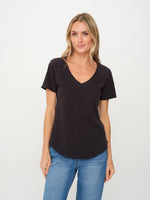 Load image into Gallery viewer, amelia tee [black]
