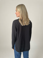 Load image into Gallery viewer, avery long sleeve [black]
