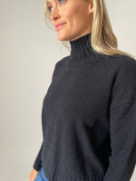 Load image into Gallery viewer, jessie sweater [black]
