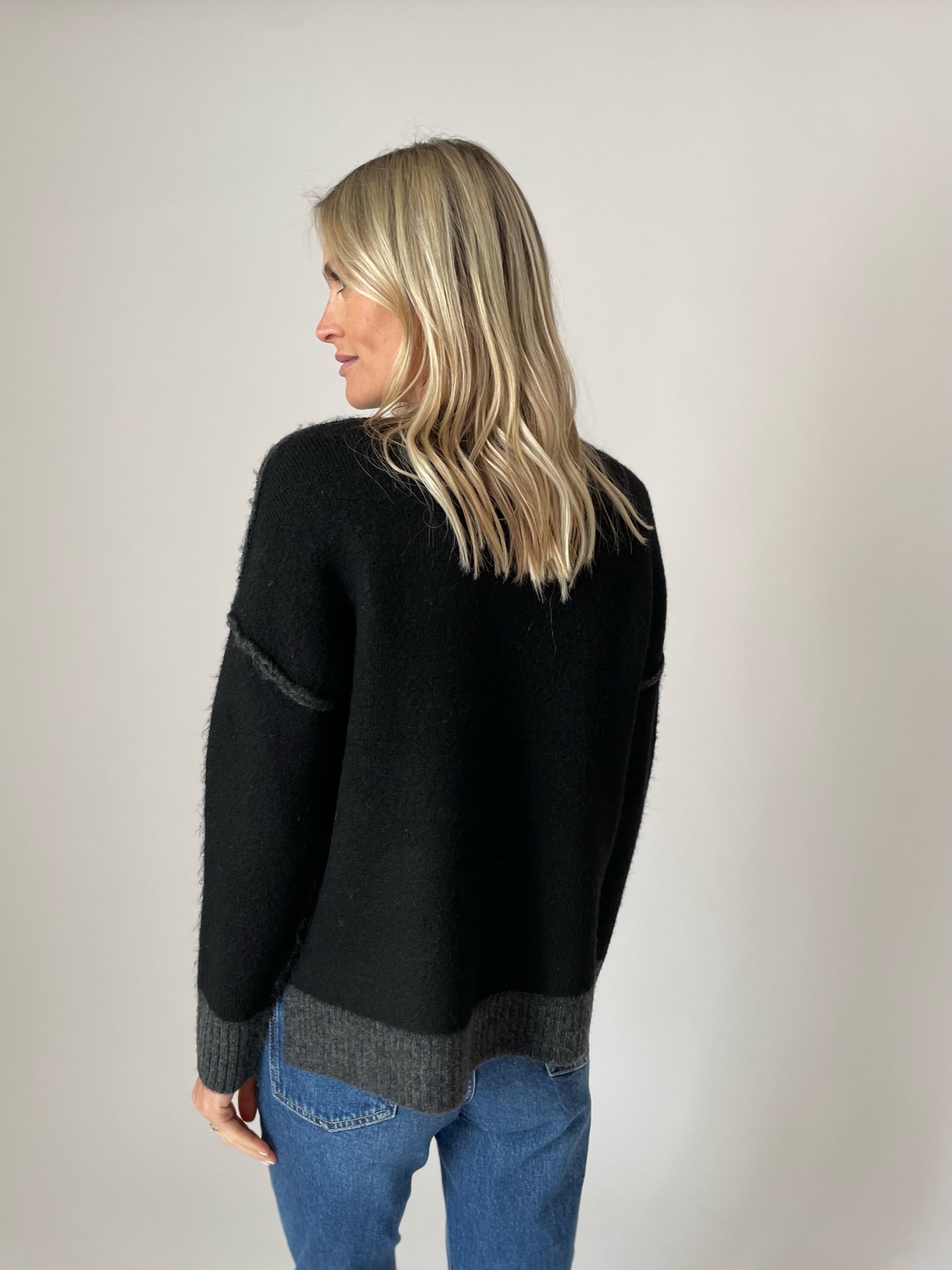 bridget sweater [black/charcoal]