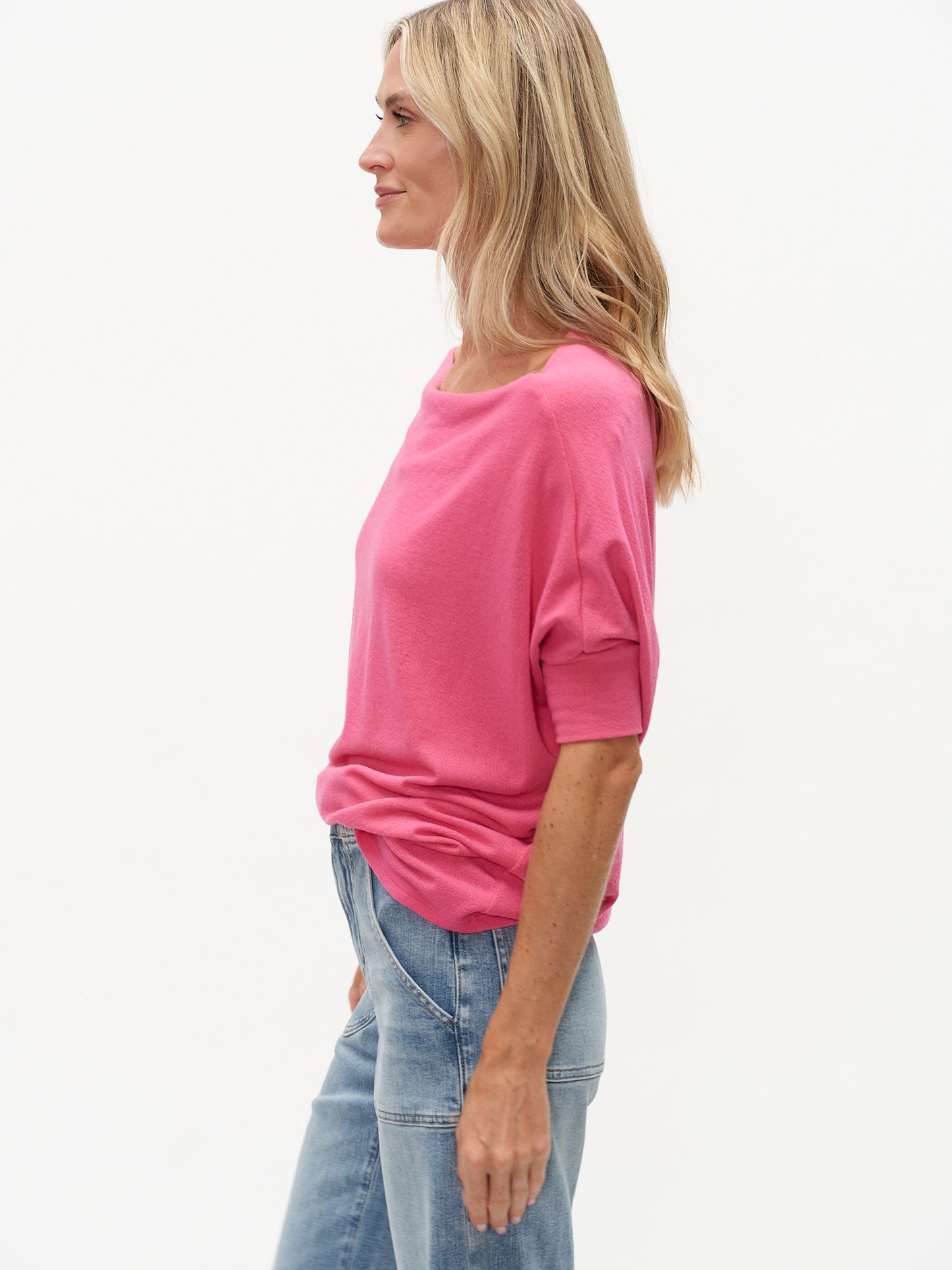 the short sleeve anywhere top [carnation pink]