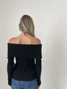 regina sweater [black]