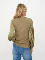 Load image into Gallery viewer, janie top [olive]
