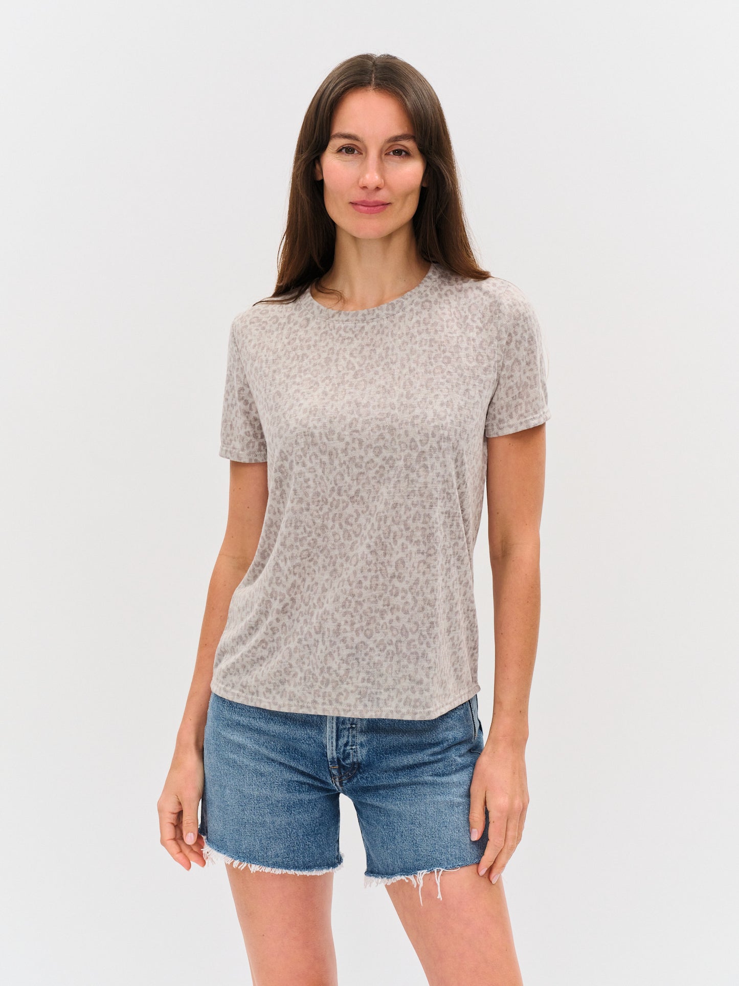 wild side tee [soft sand leopard]