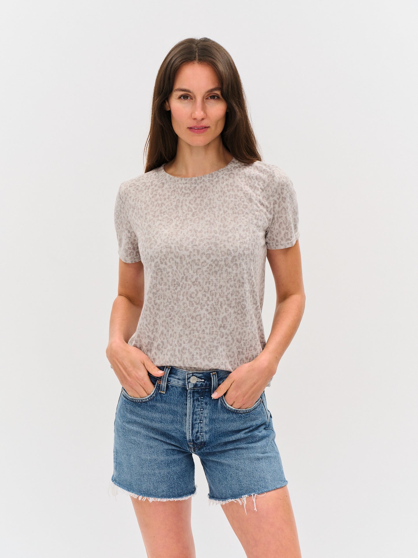 wild side tee [soft sand leopard]