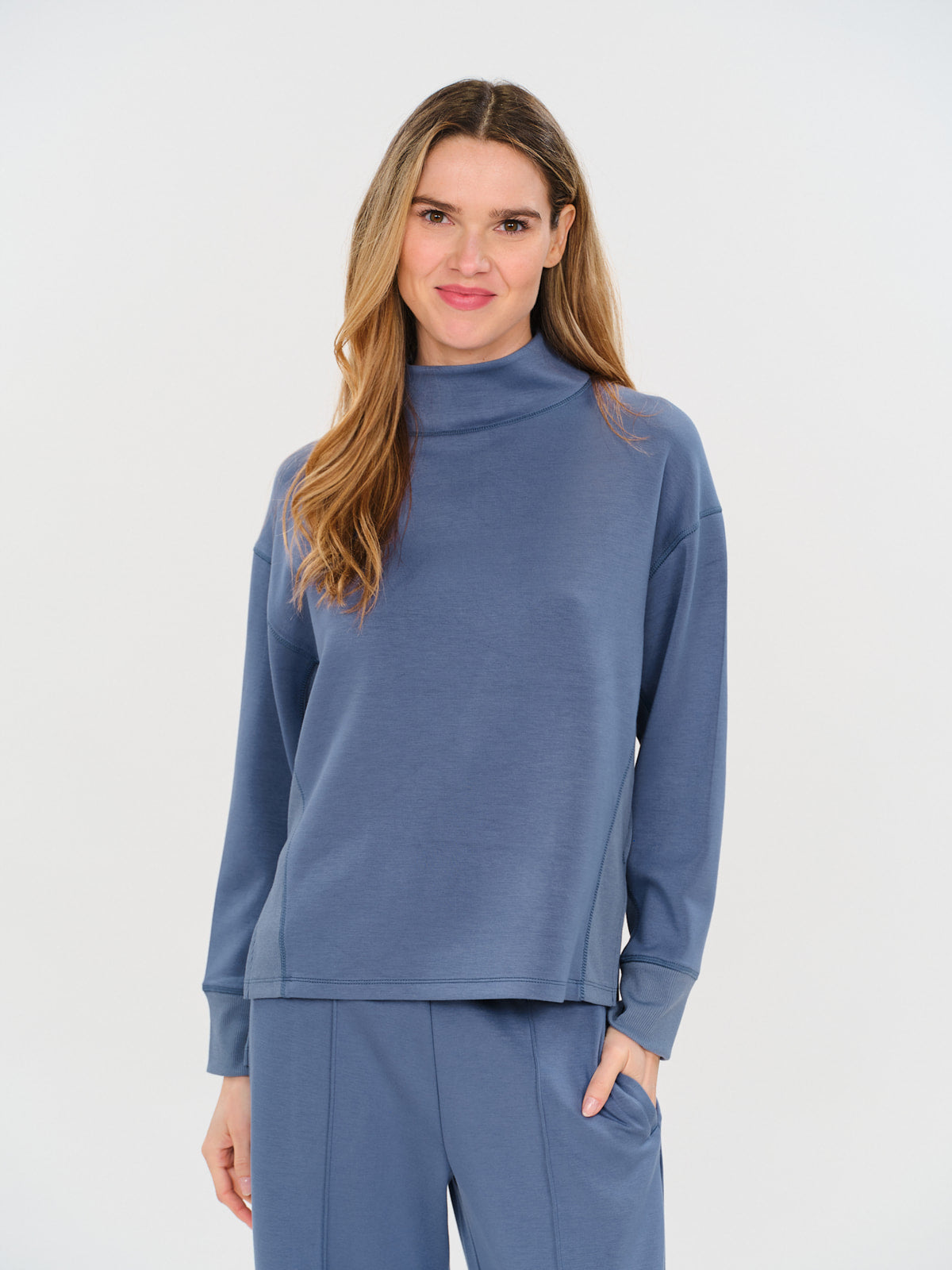 scuba mock neck [steel blue]