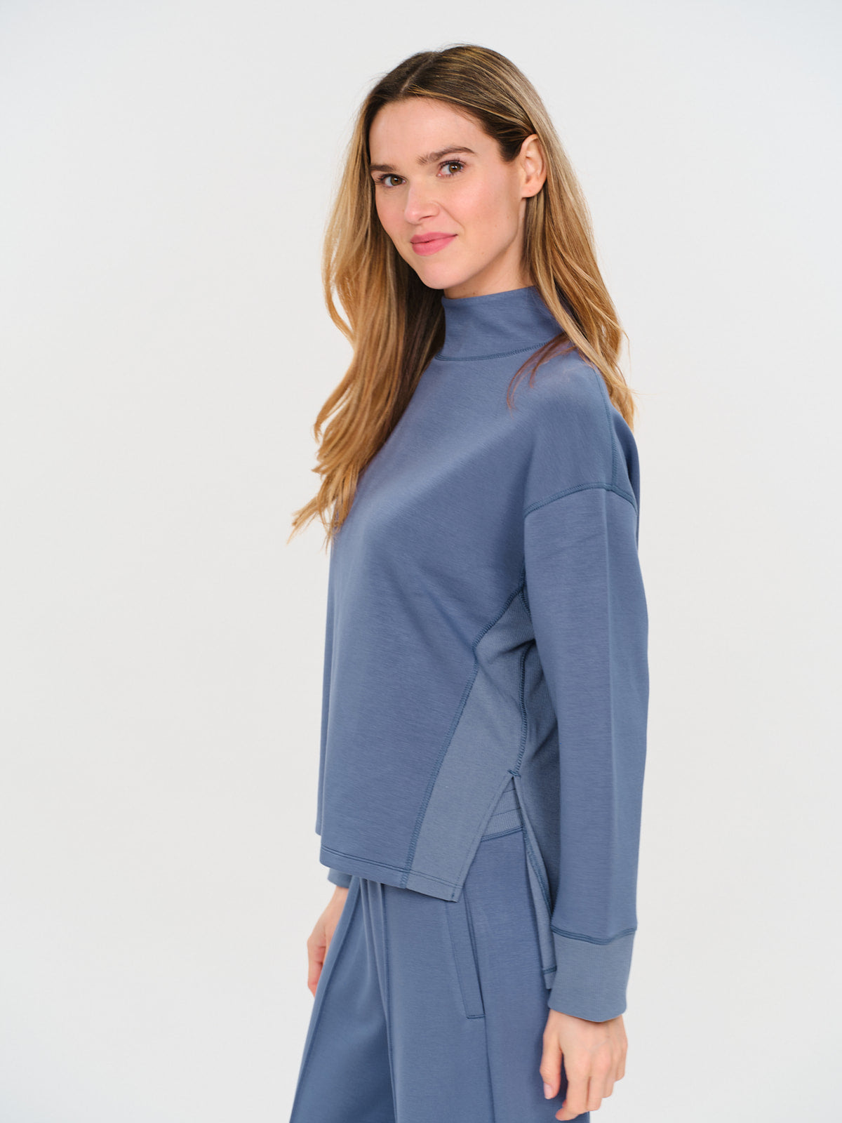scuba mock neck [steel blue]