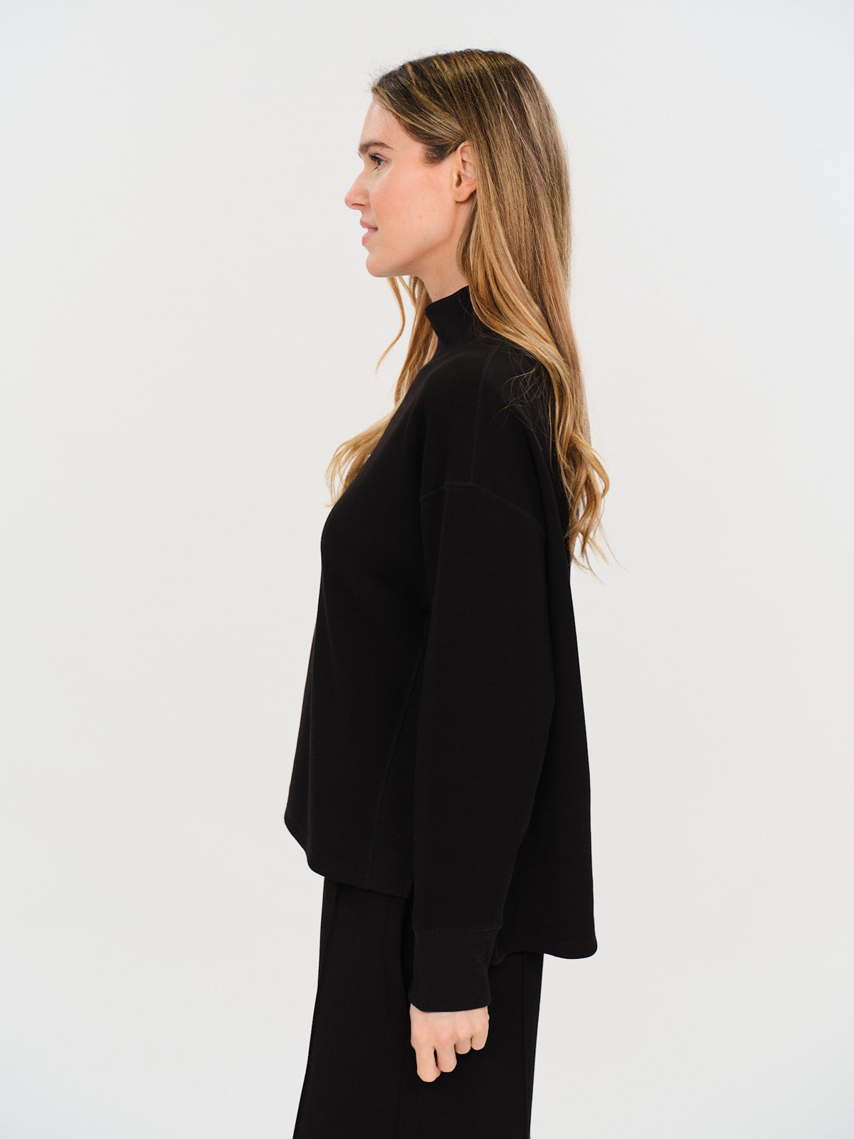 scuba mock neck [black]