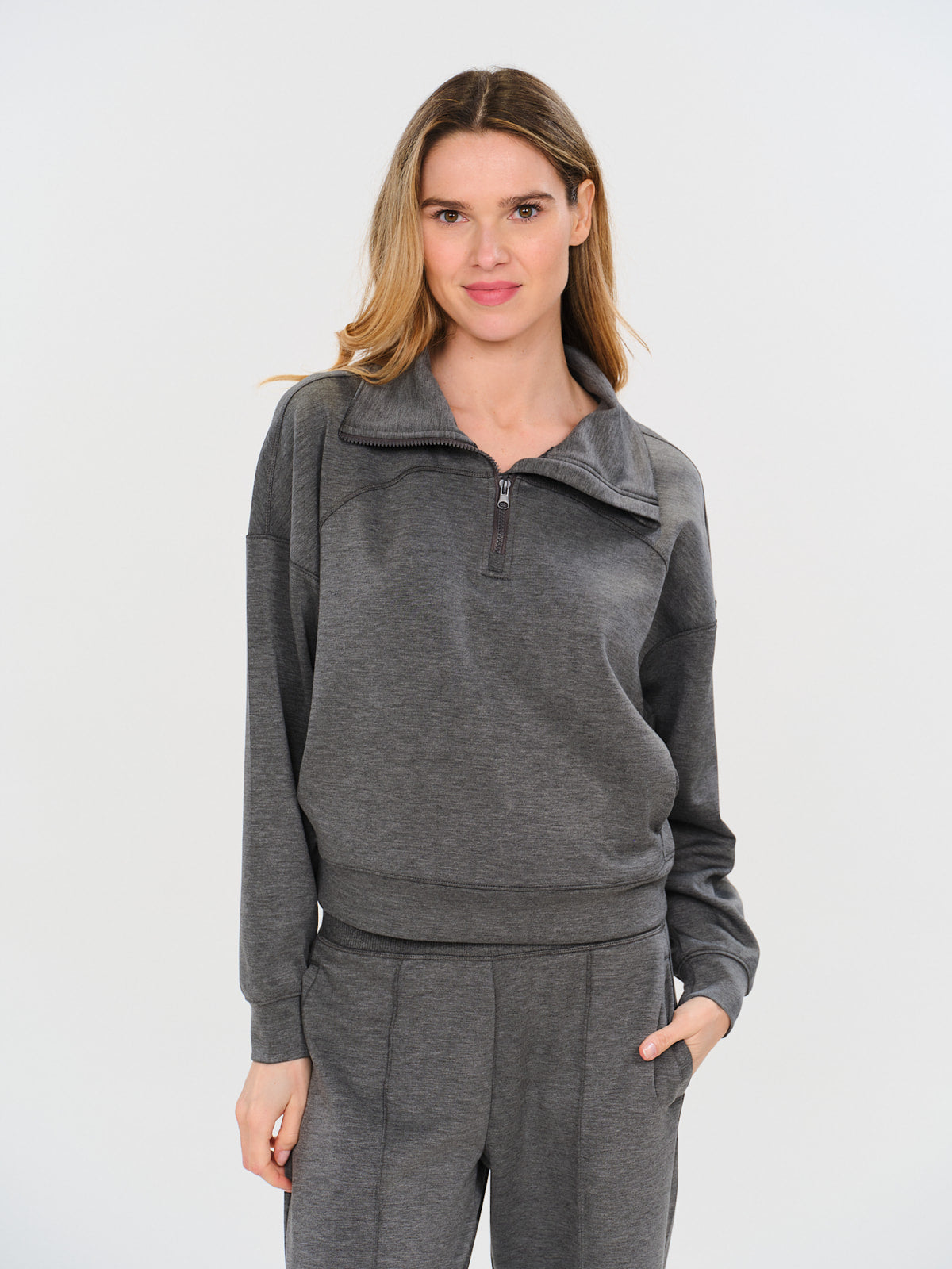 scuba 1/4 zip up [charcoal]