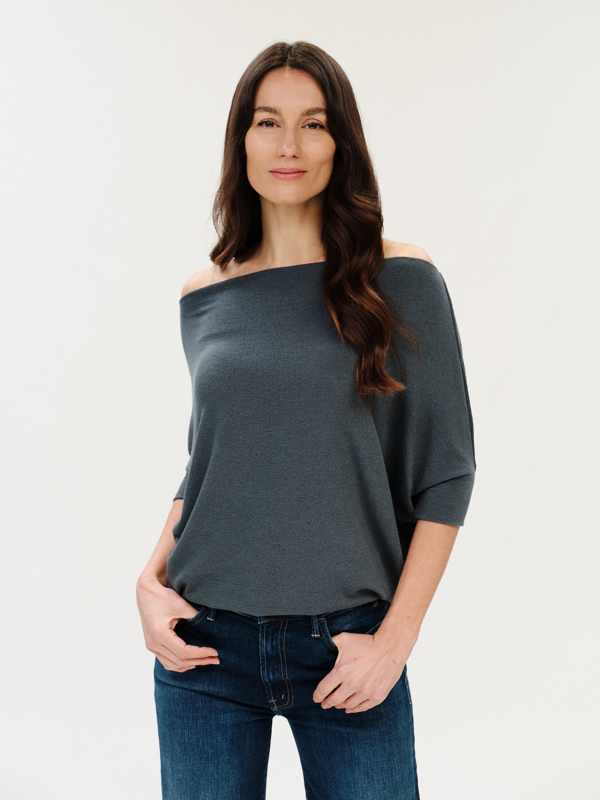 the short sleeve anywhere top [slate]