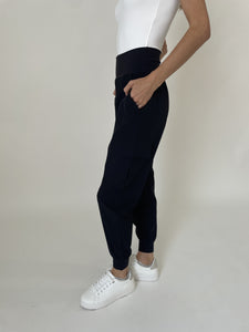 kristie jogger [black]