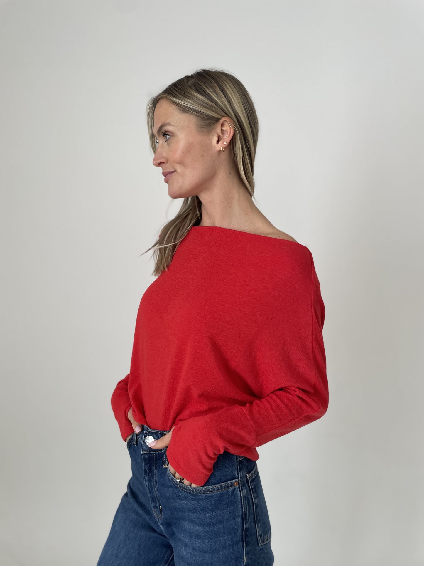 the anywhere top [red]