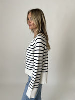 Load image into Gallery viewer, kimberly sweater [white]
