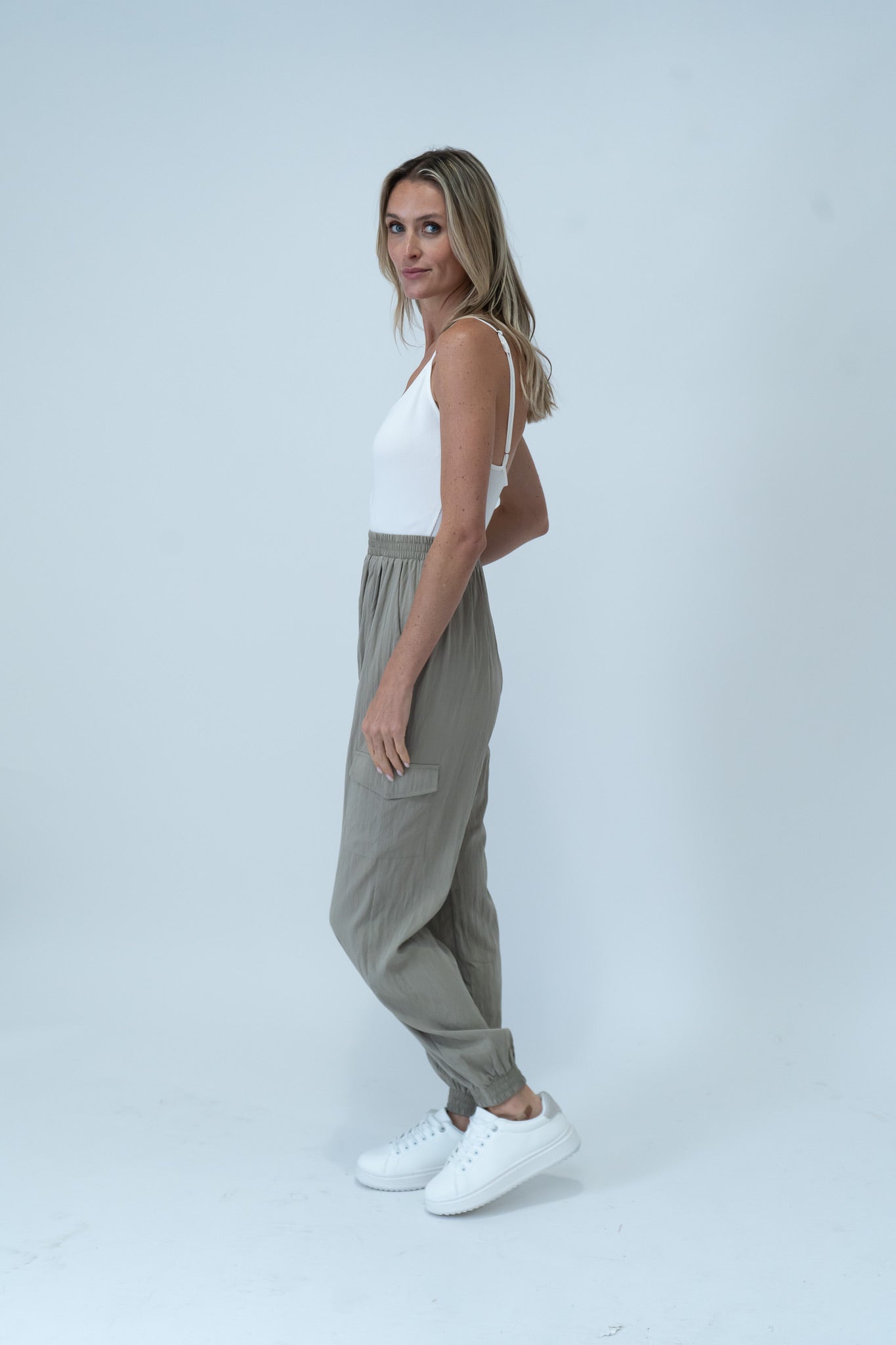 lindsey jumpsuit [taupe]