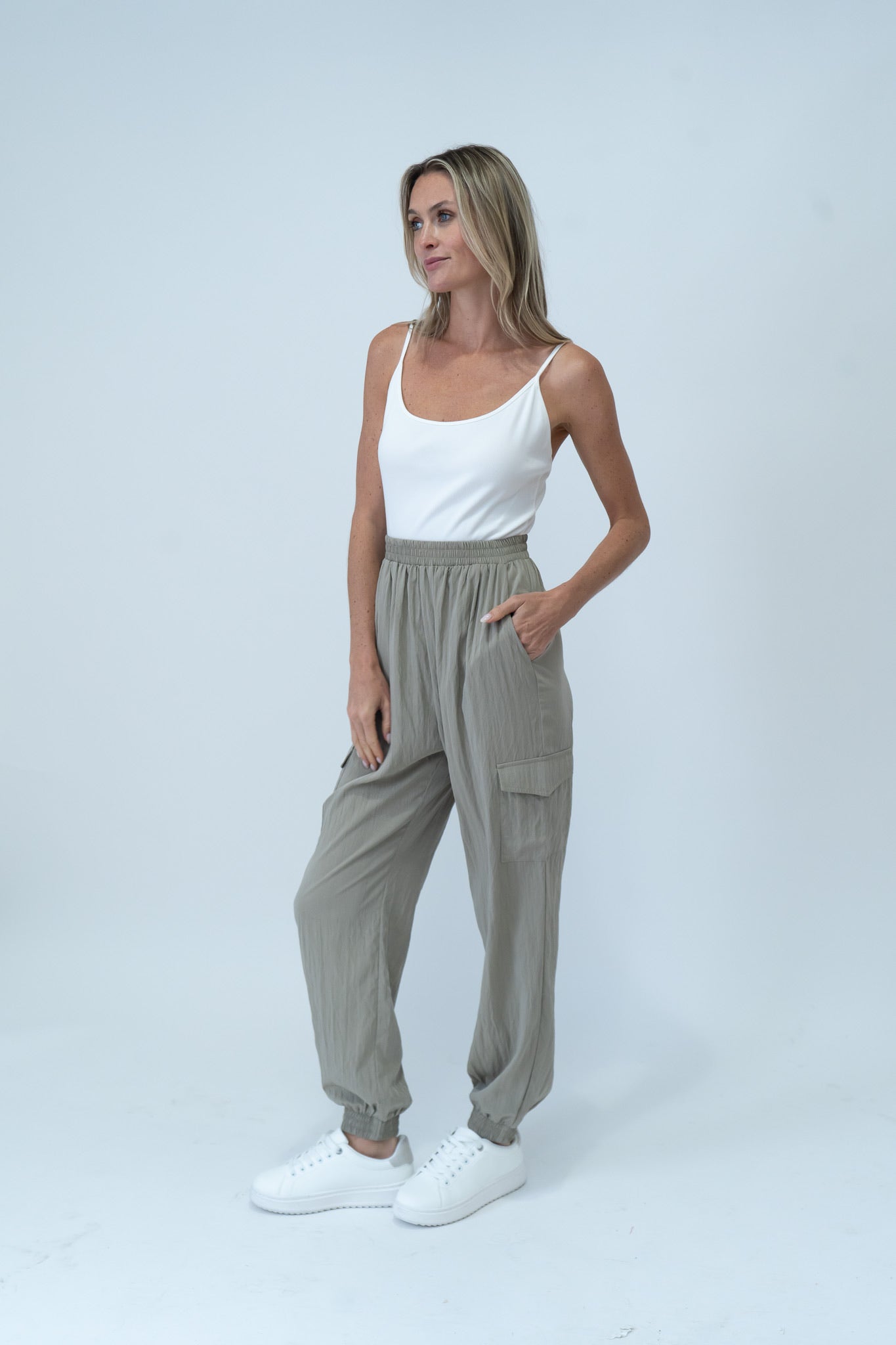 lindsey jumpsuit [taupe]