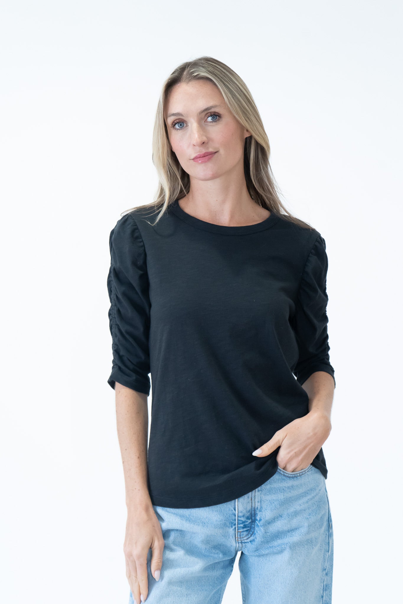 maria tee [black]