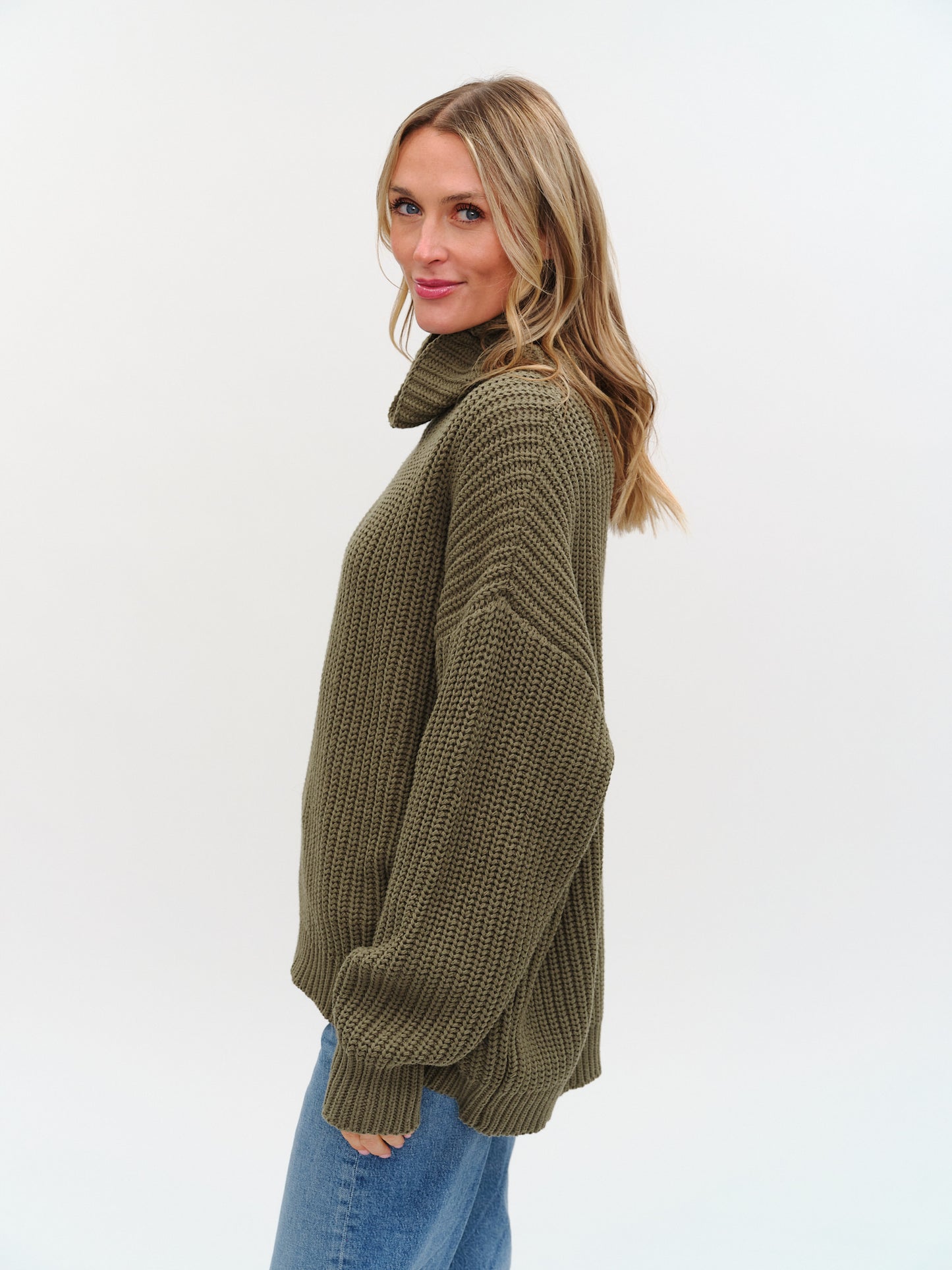 delaney sweater [olive]