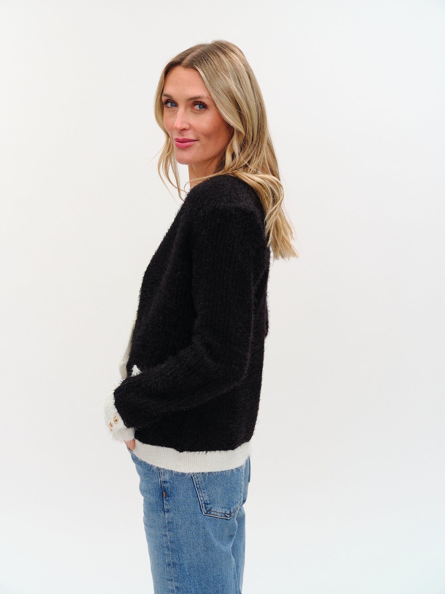liv cardigan [black & white]