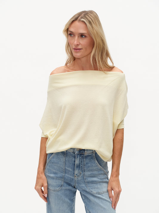the short sleeve anywhere top [yellow]