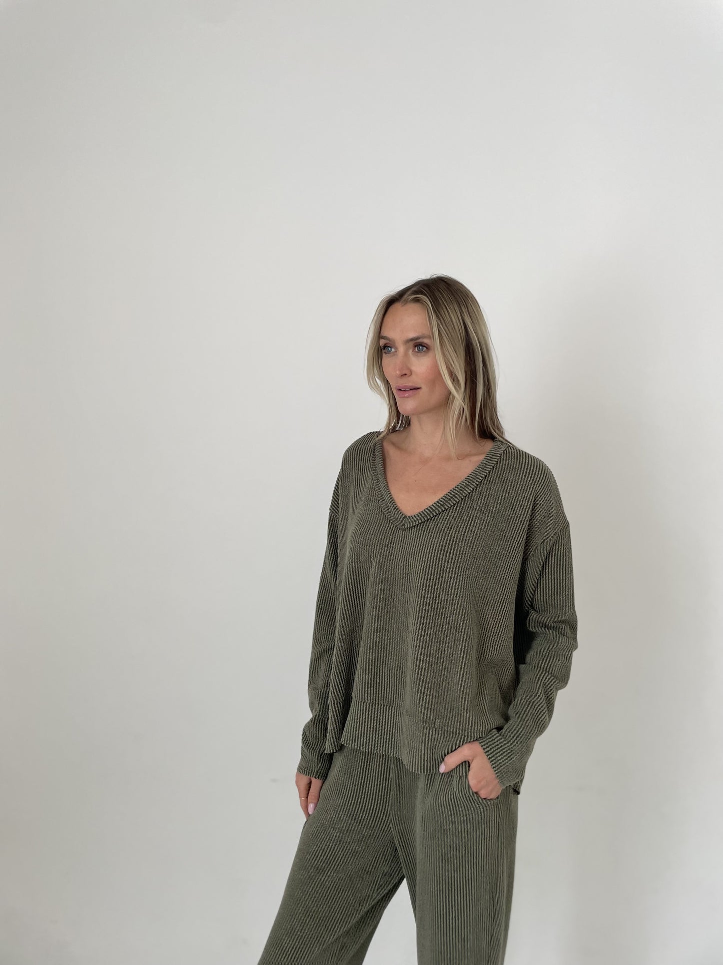 dolan top long sleeve [olive]