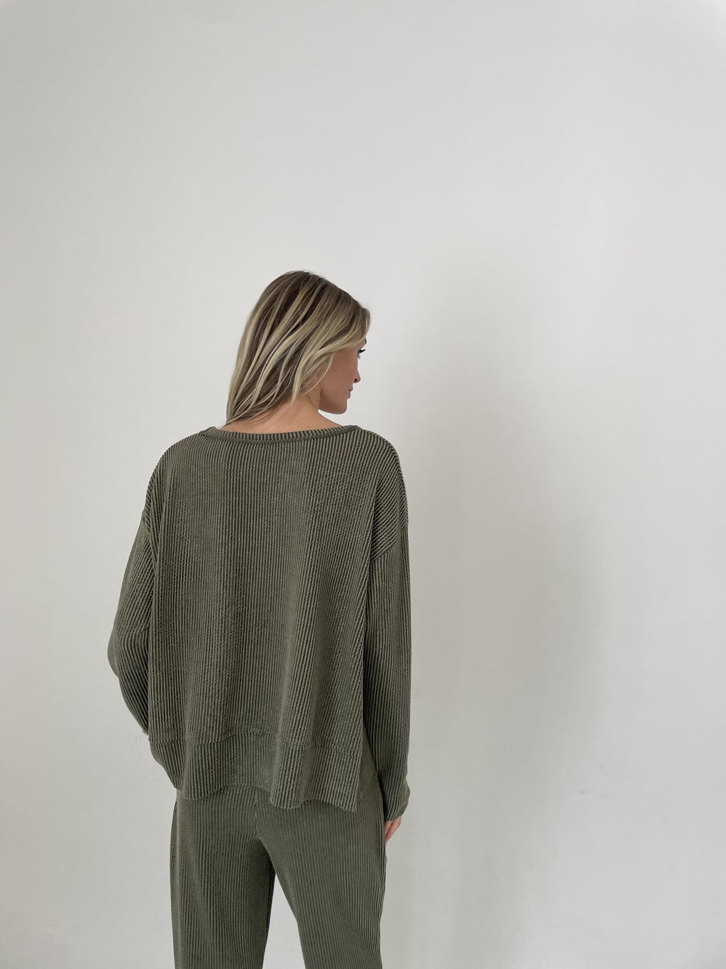 dolan top long sleeve [olive]