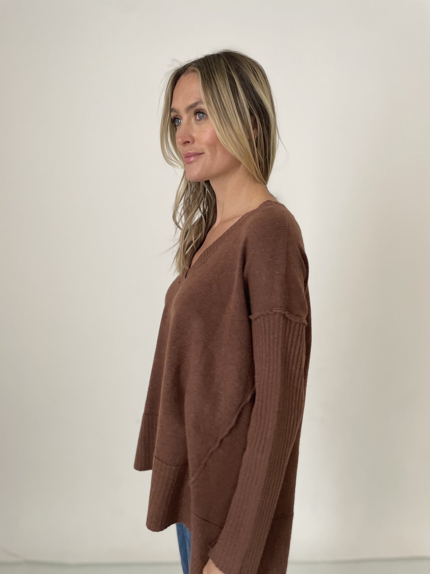 kenzie sweater [brown]