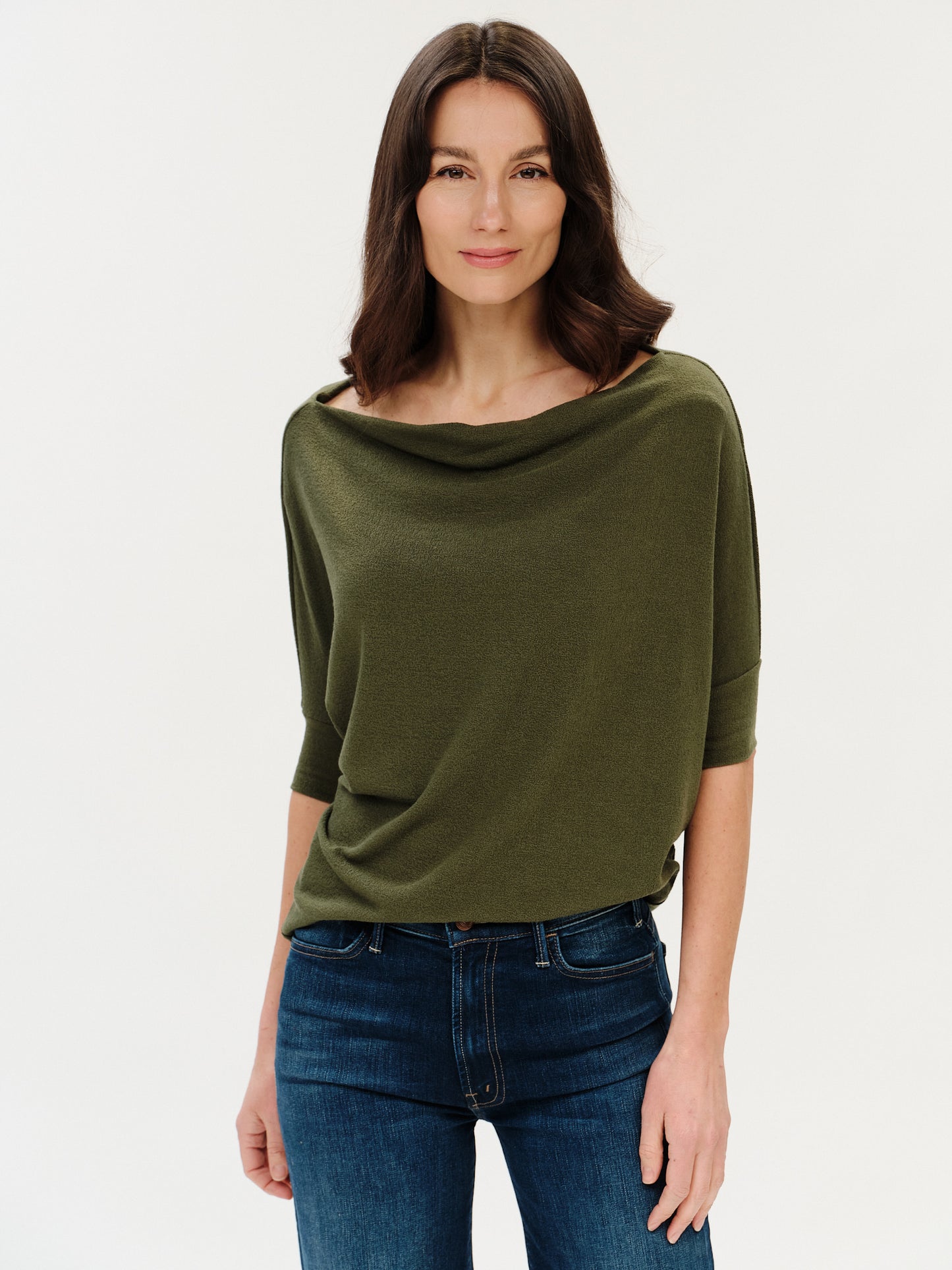 the short sleeve anywhere top [cedar green]