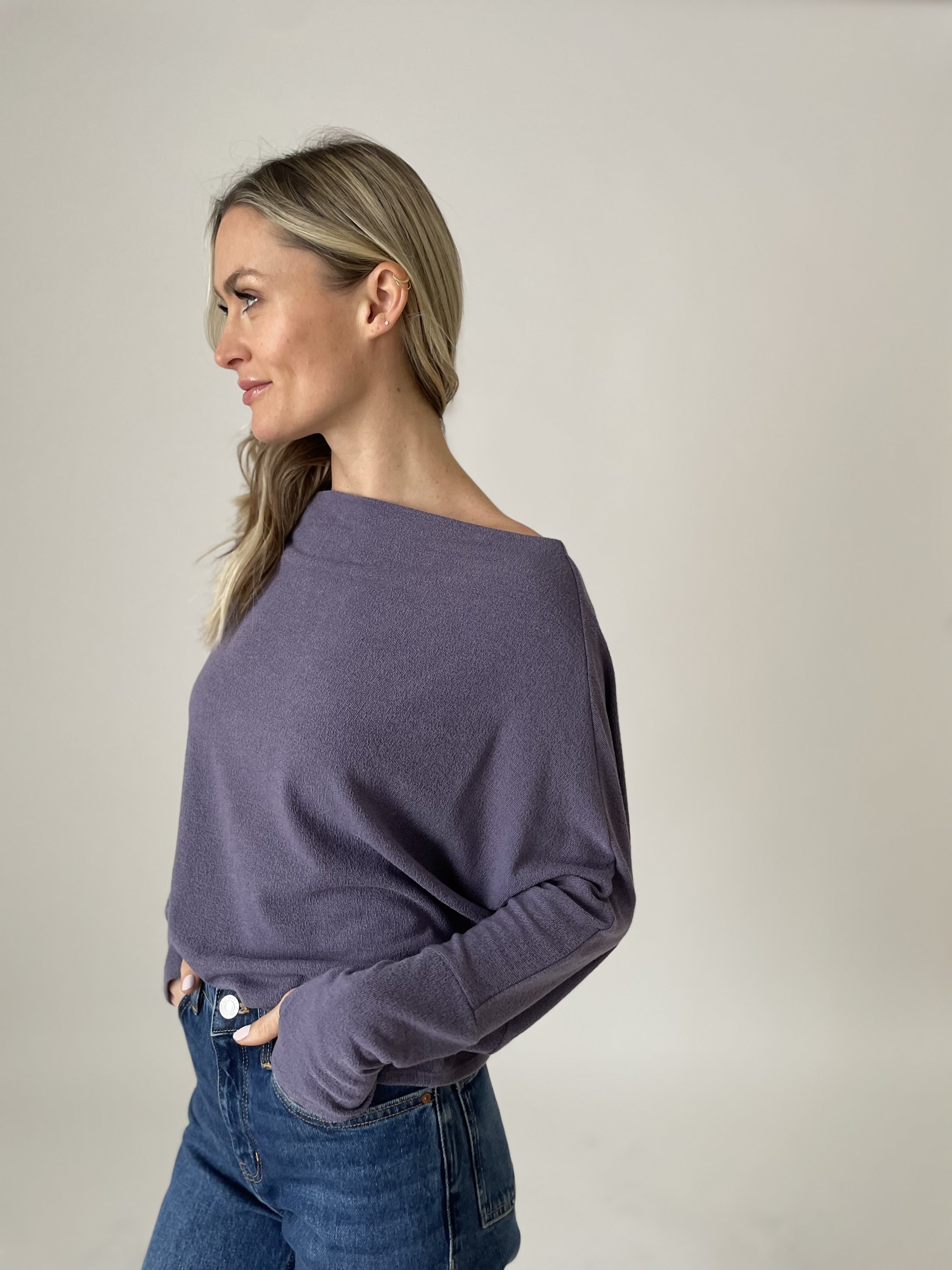 the anywhere top [dark lavender]