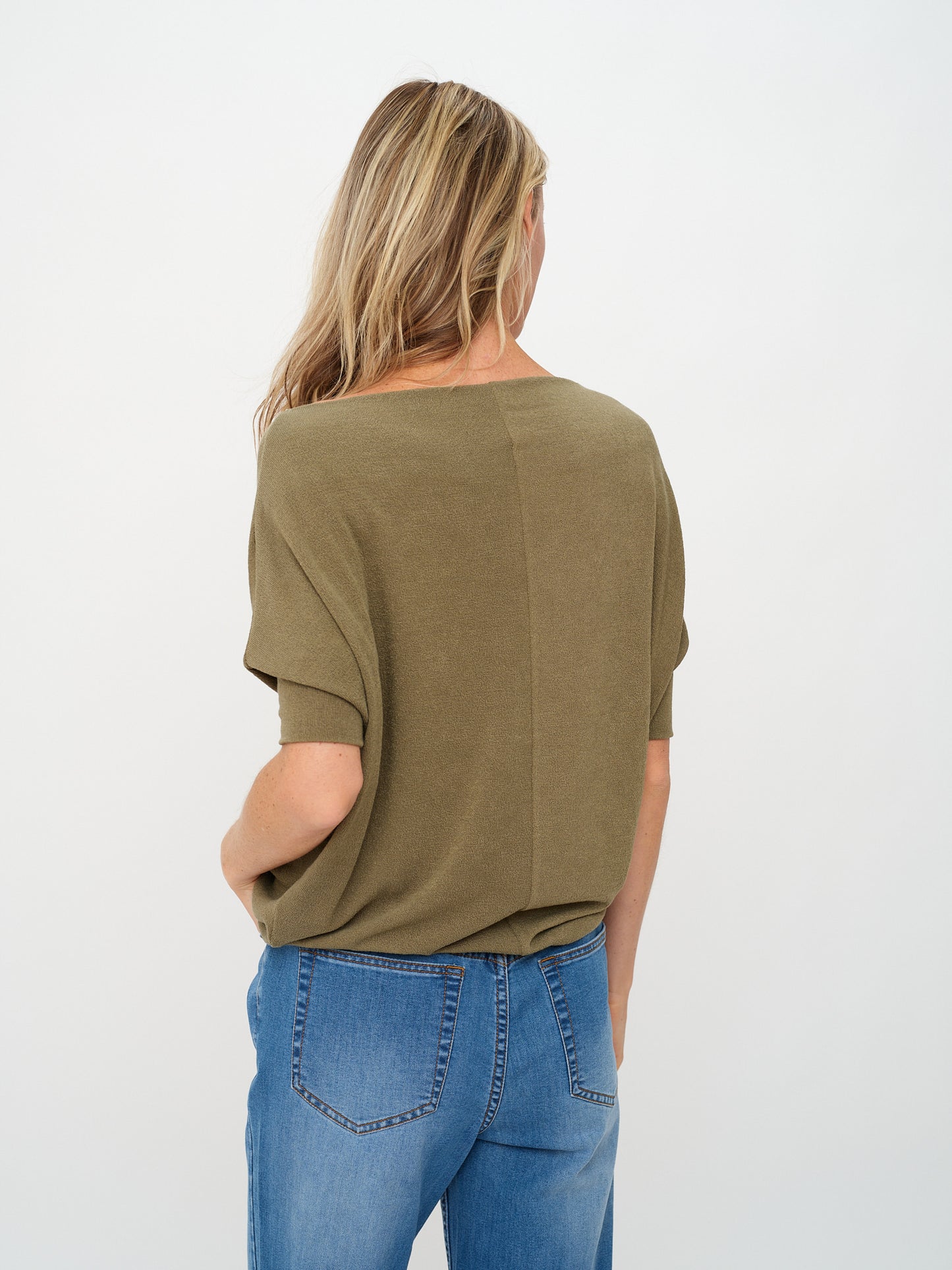 the short sleeve anywhere top [olive]