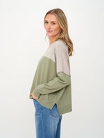 Load image into Gallery viewer, kaelyn sweater [dark green]
