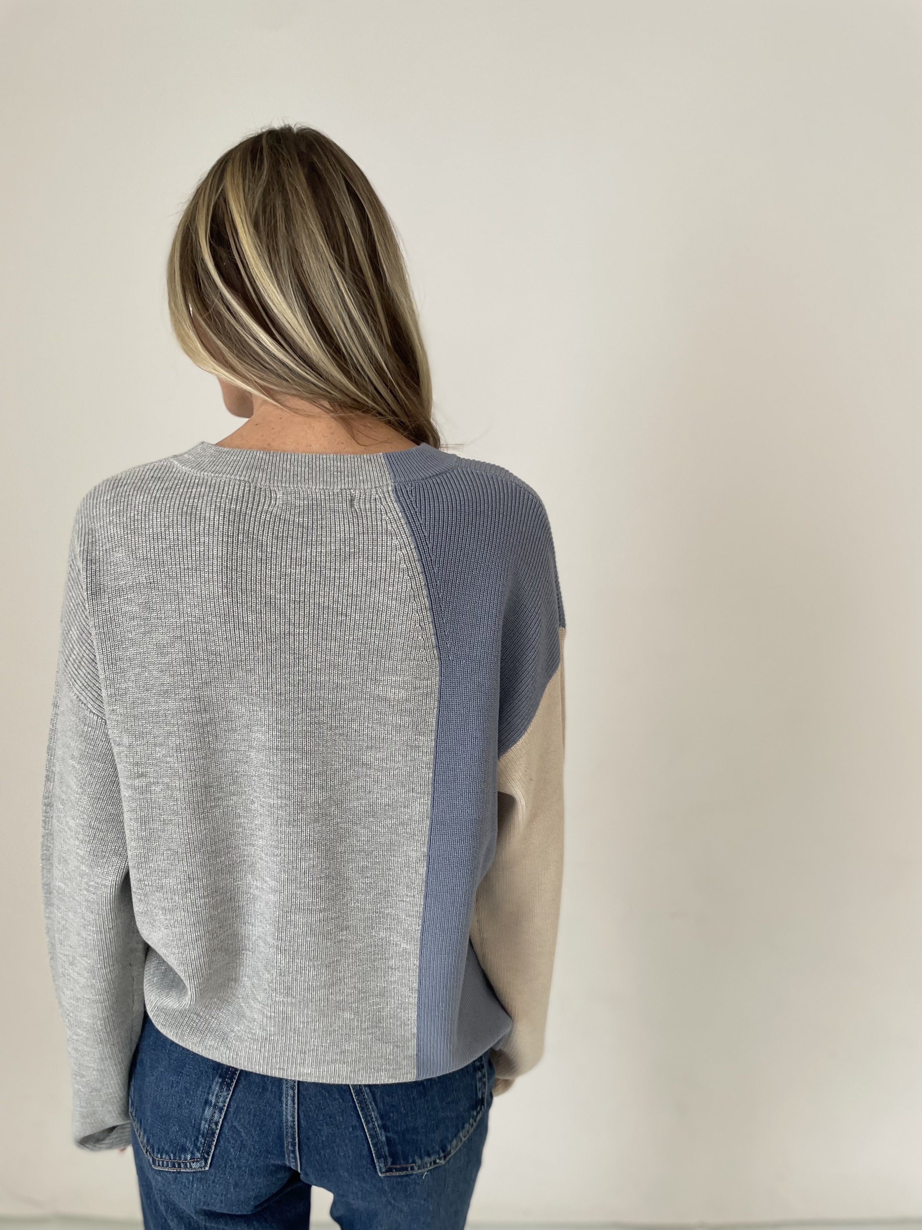 the naomi sweater [blue]