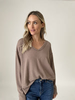 Load image into Gallery viewer, dolan top long sleeve [acorn]
