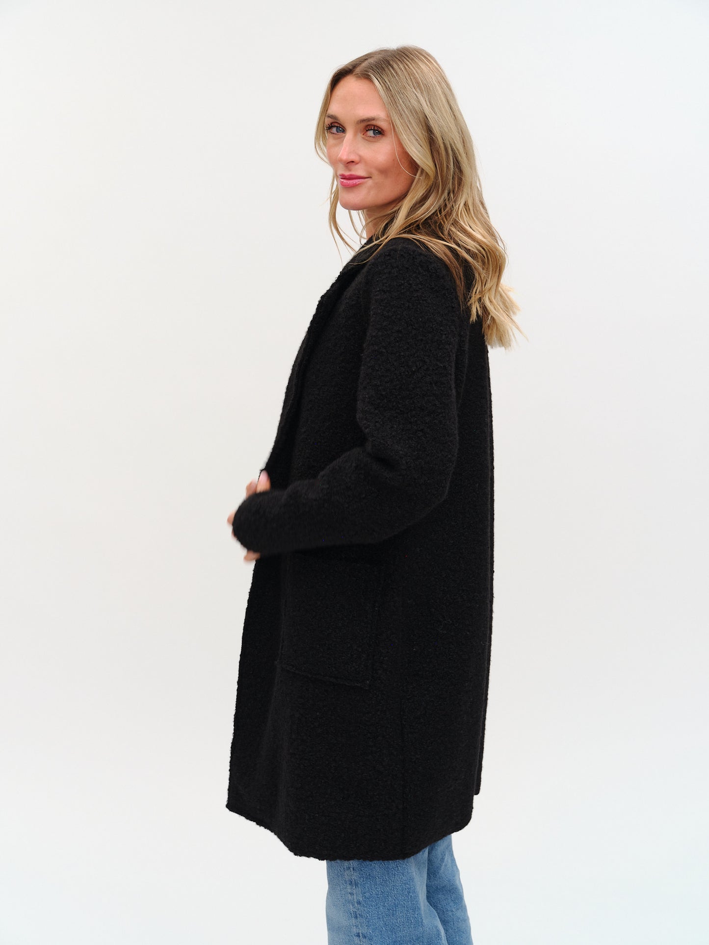 gia coat [black]