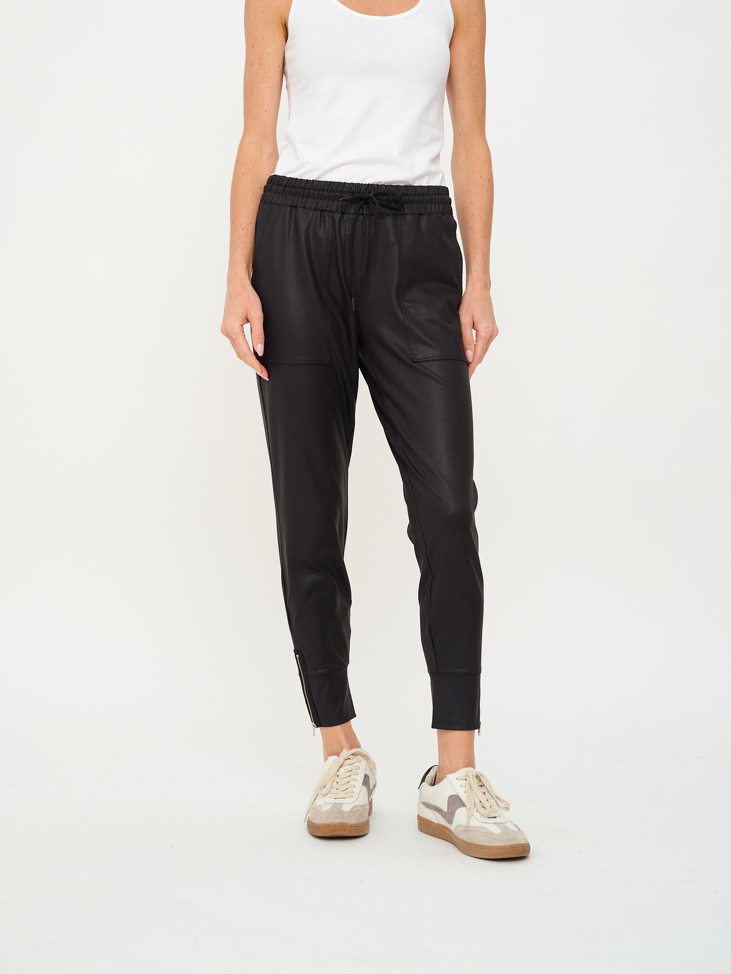 headliner coated jogger [black]