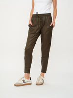 Load image into Gallery viewer, headliner coated jogger [olive]
