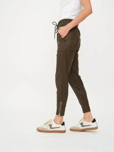 headliner coated jogger [olive]