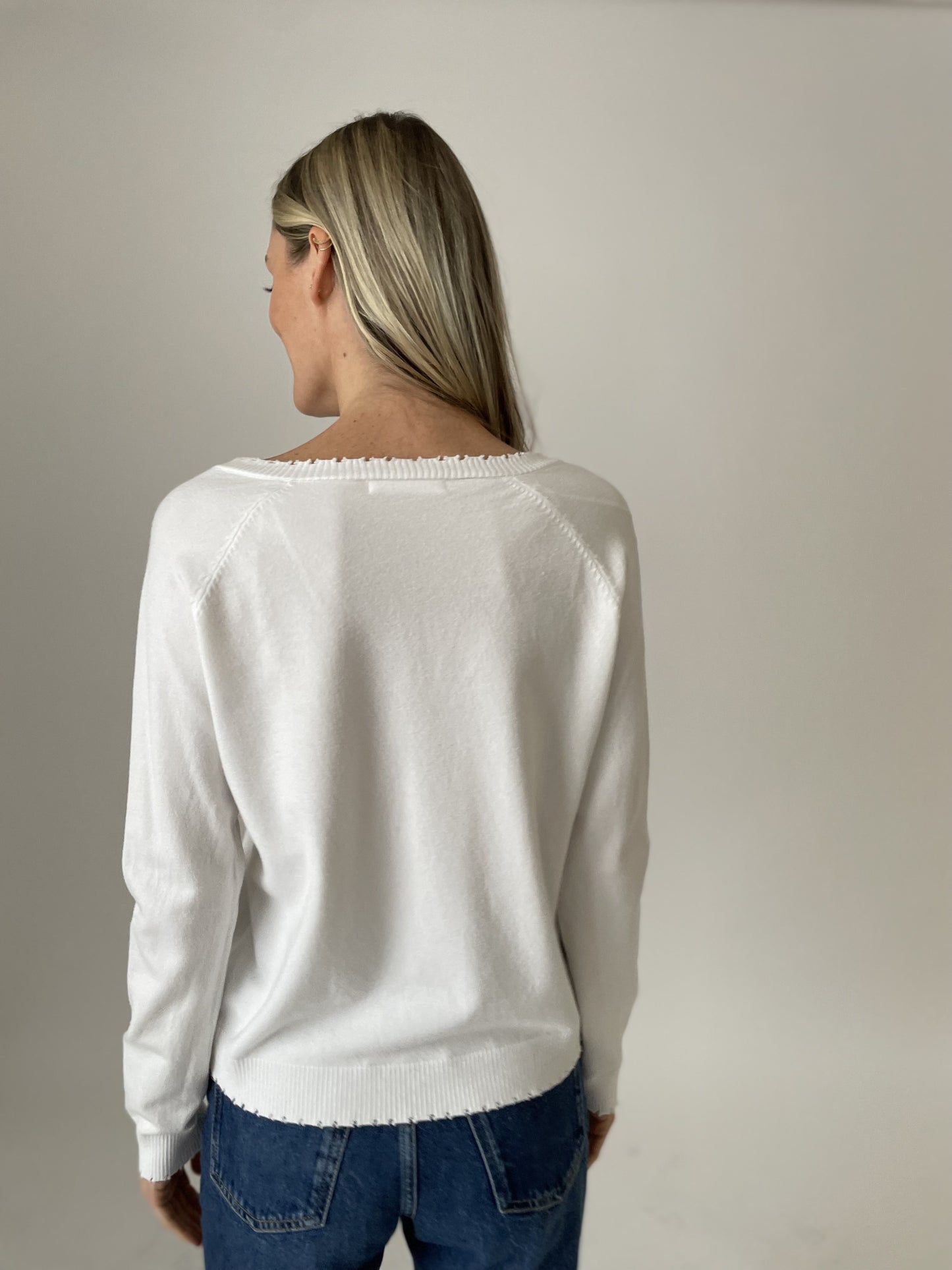 andrea v-neck sweater [ivory]