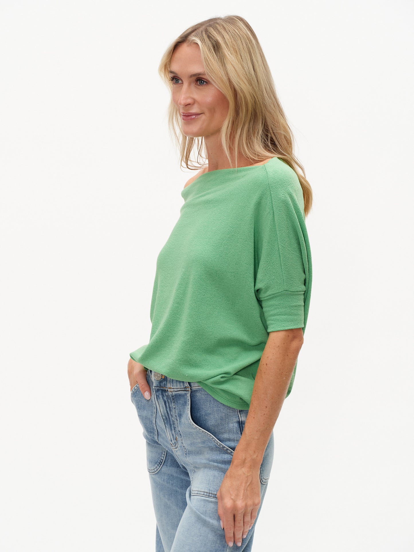 the short sleeve anywhere top [kelly green]
