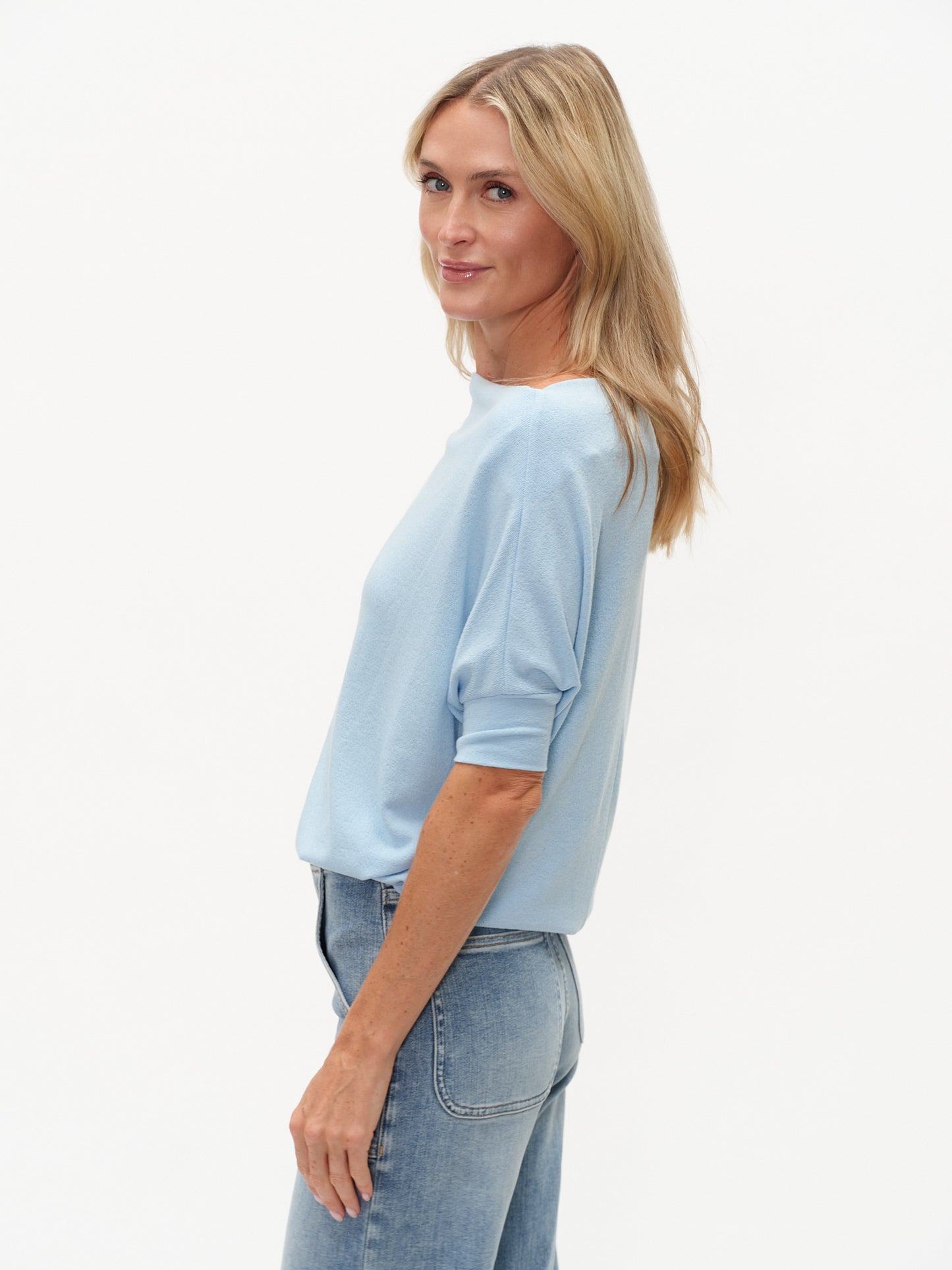 the short sleeve anywhere top [cloud blue]