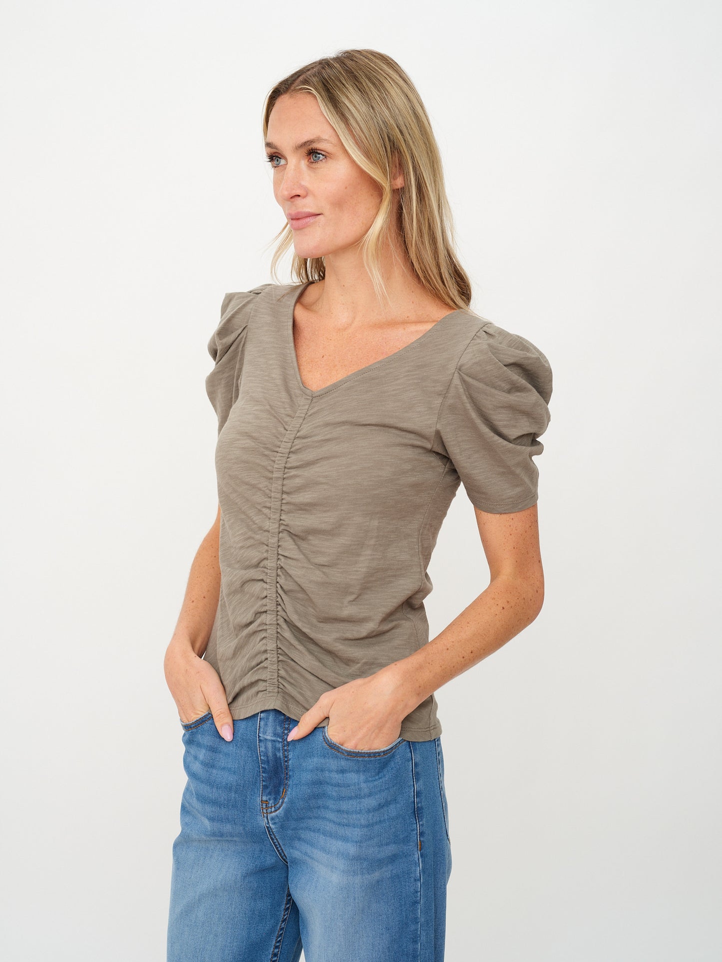 camilla tee [army green]