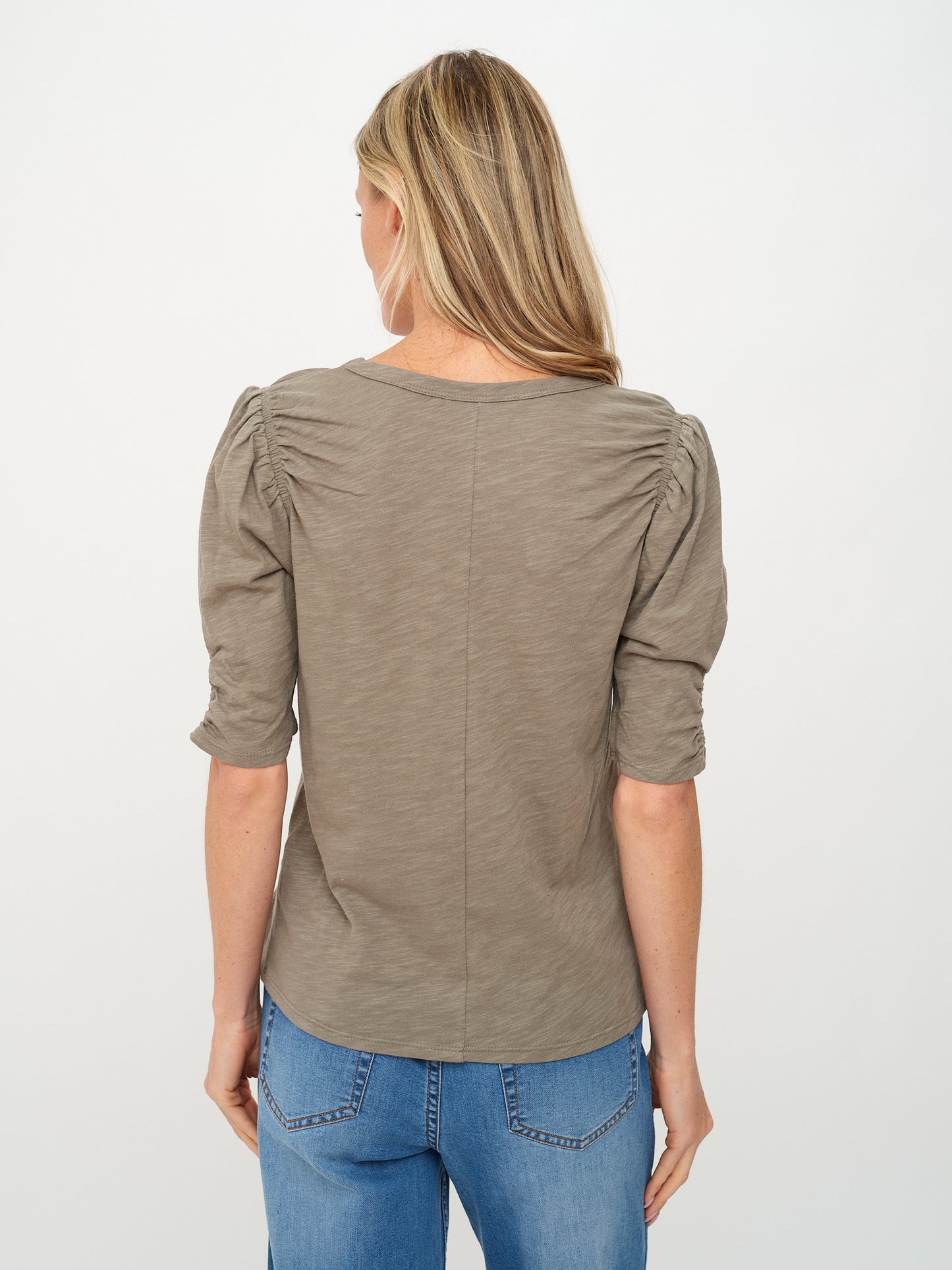noelle tee [army green]