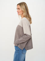 Load image into Gallery viewer, kaelyn sweater [charcoal]
