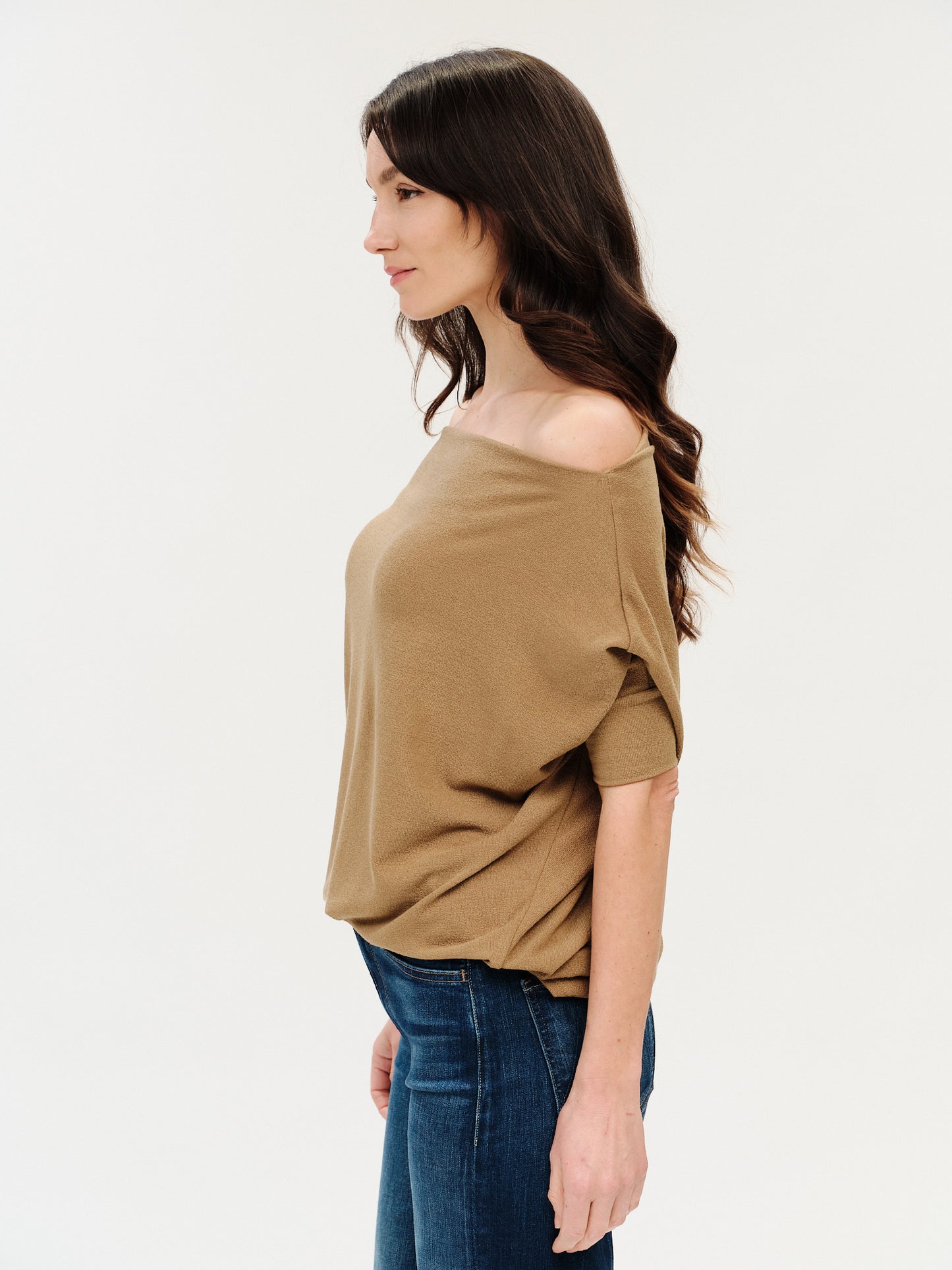 the short sleeve anywhere top [amber gold]