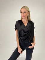 Load image into Gallery viewer, time to shine blouse [black]
