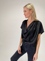 Load image into Gallery viewer, time to shine blouse [black]
