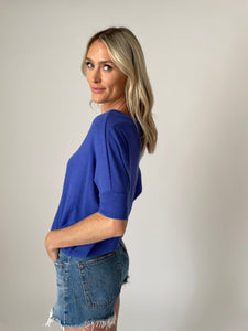 the short sleeve anywhere top [berry blue]