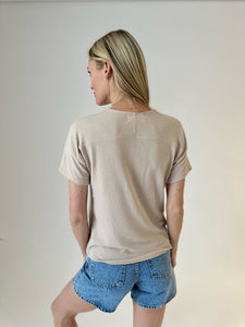 the gwen short sleeve [taupe]